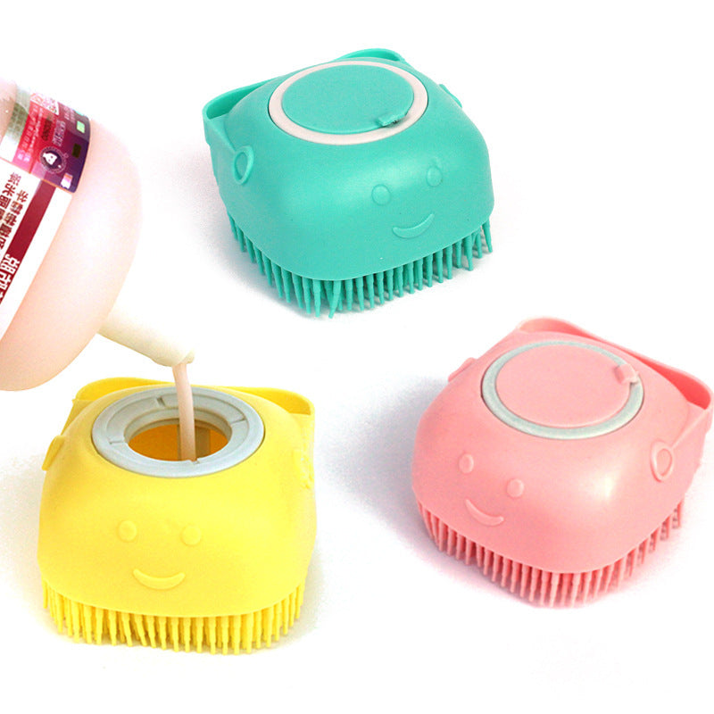 Brosse de bain et massage en silicone pour chien et chat – avec réservoir à shampoing