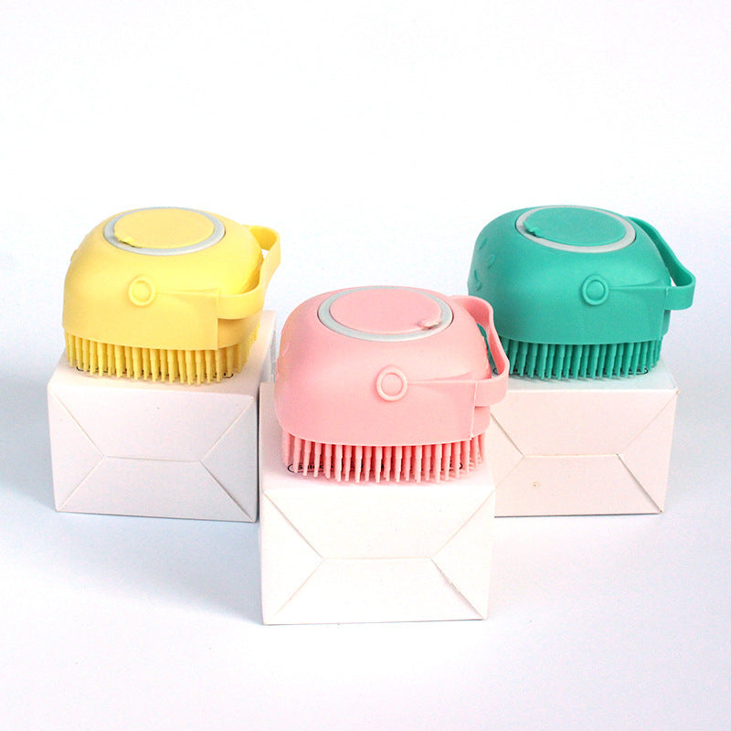 Brosse de bain et massage en silicone pour chien et chat – avec réservoir à shampoing