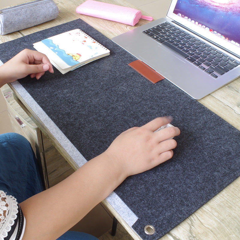Tapis de Bureau en Feutre – Design Élégant et Fonctionnel