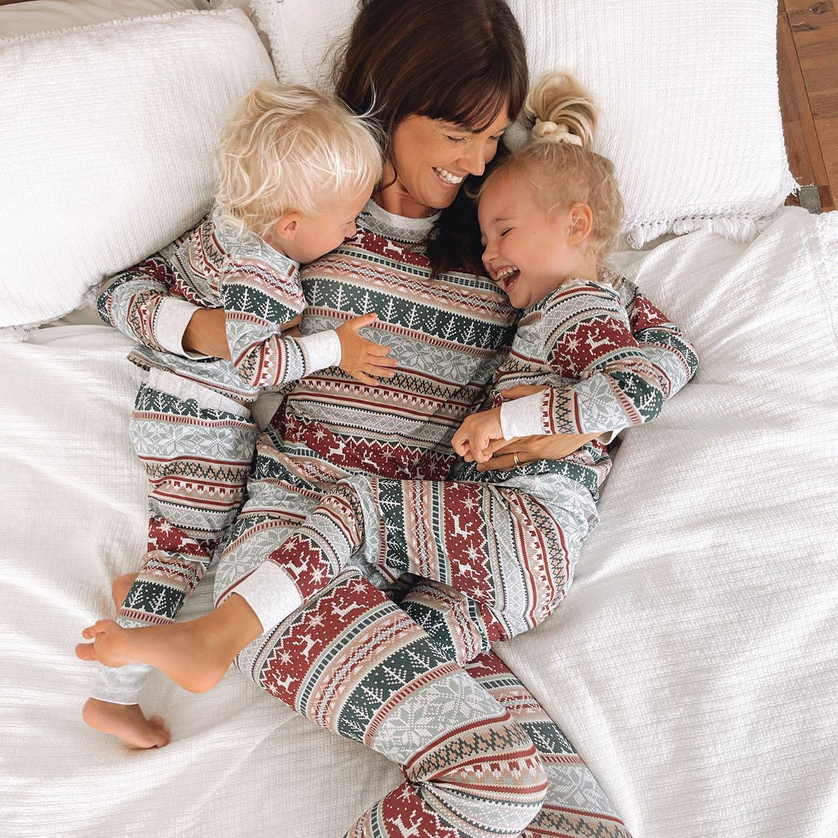 Pyjamas de Noël Familiaux & Chien – Tenues d’intérieur assorties en polyester doux