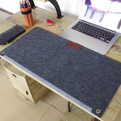 Tapis de Bureau en Feutre – Design Élégant et Fonctionnel