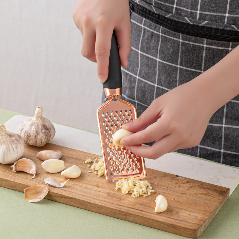 Set d’Ustensiles de Cuisine Inox – Finition Rose Gold (7 Pièces)