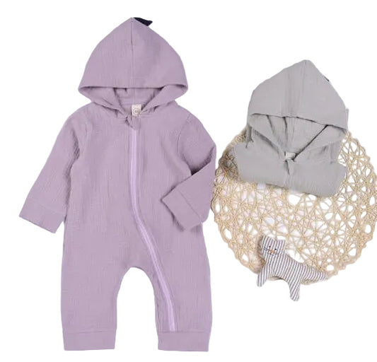 Le pyjama à capuche dinosaure